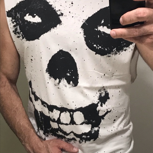 MISFITS Sleeveless T-shirt NWT S, M, L, XL - Picture 3 of 8